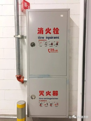 《建筑消防設施維修保養(yǎng)規(guī)程》,規(guī)定了一些消防設備/器材的具體報廢年限